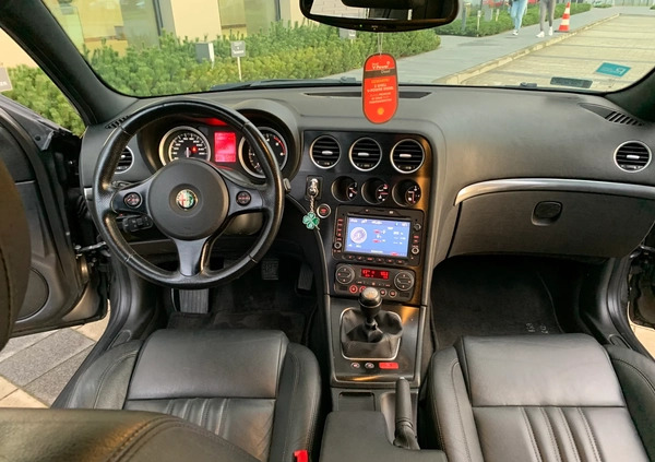 Alfa Romeo 159 cena 24850 przebieg: 264700, rok produkcji 2011 z Kraków małe 562